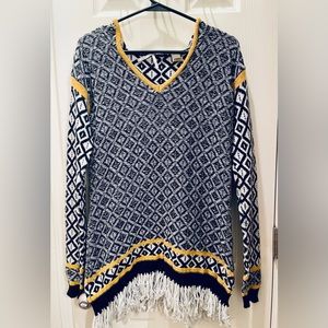 Gimmicks by BKE fringe sweater